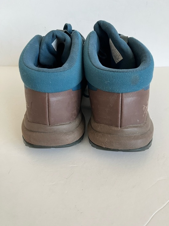 Arc\'teryx Blue Aerios Mid GTX Gore-Tex Hiking Shoes sneakers Size men8 /women9